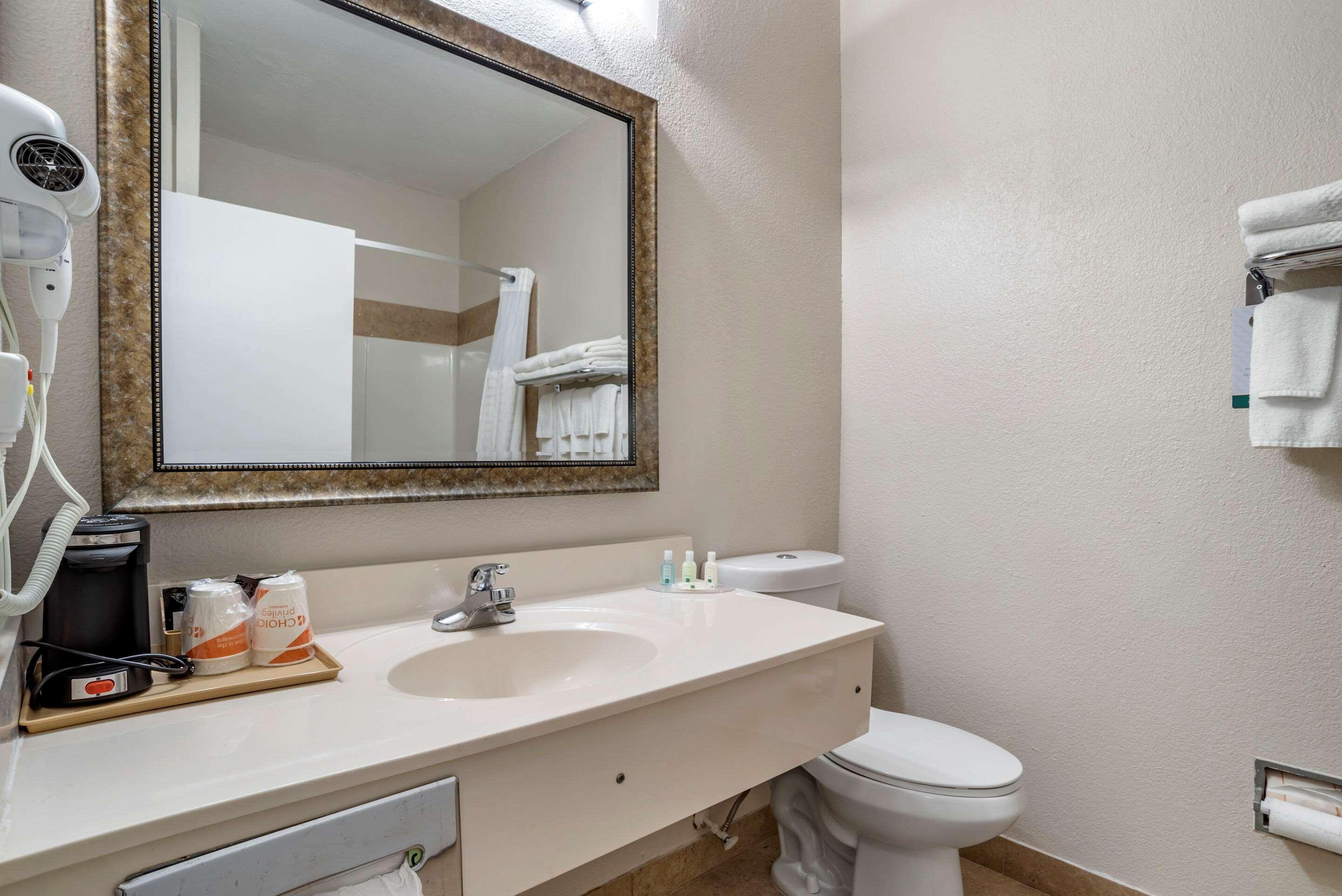 Quality Inn Moultrie Exterior photo