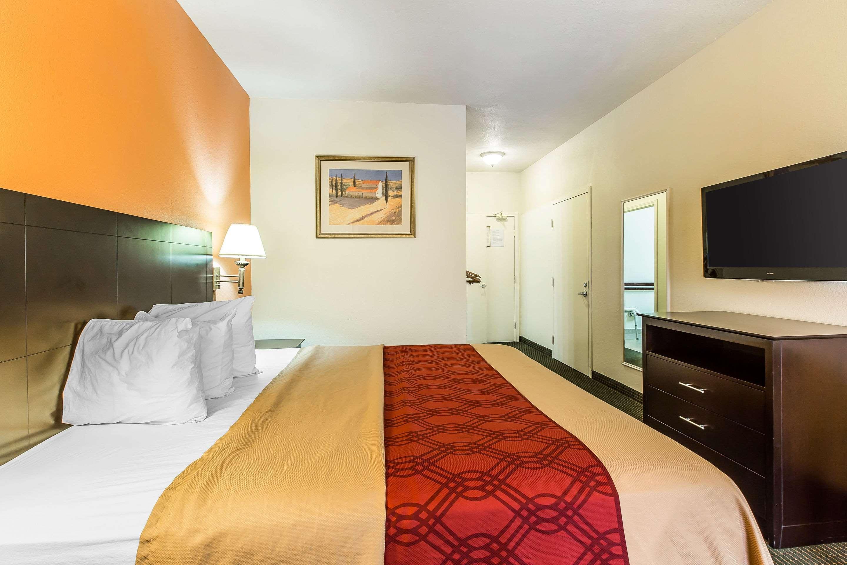 Quality Inn Moultrie Exterior photo