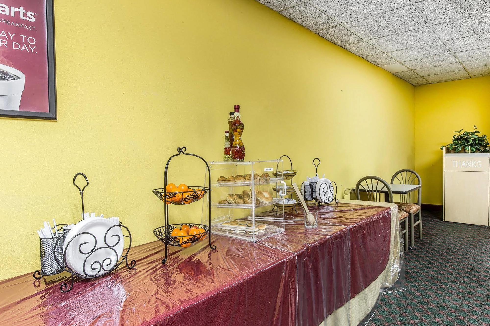 Quality Inn Moultrie Exterior photo